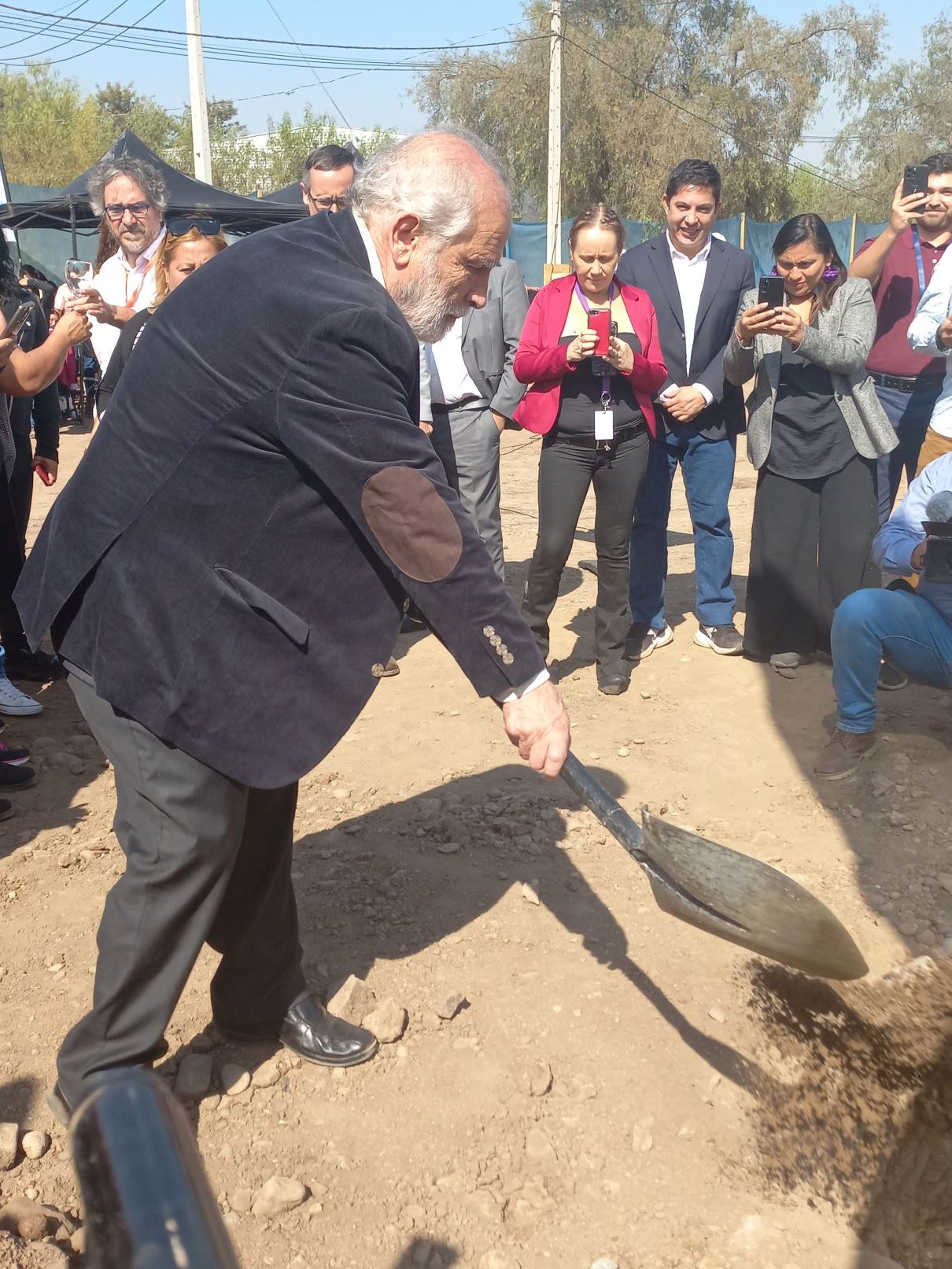 SERVIU“Cumbres de Huechuraba” dio el vamos a las obras con la